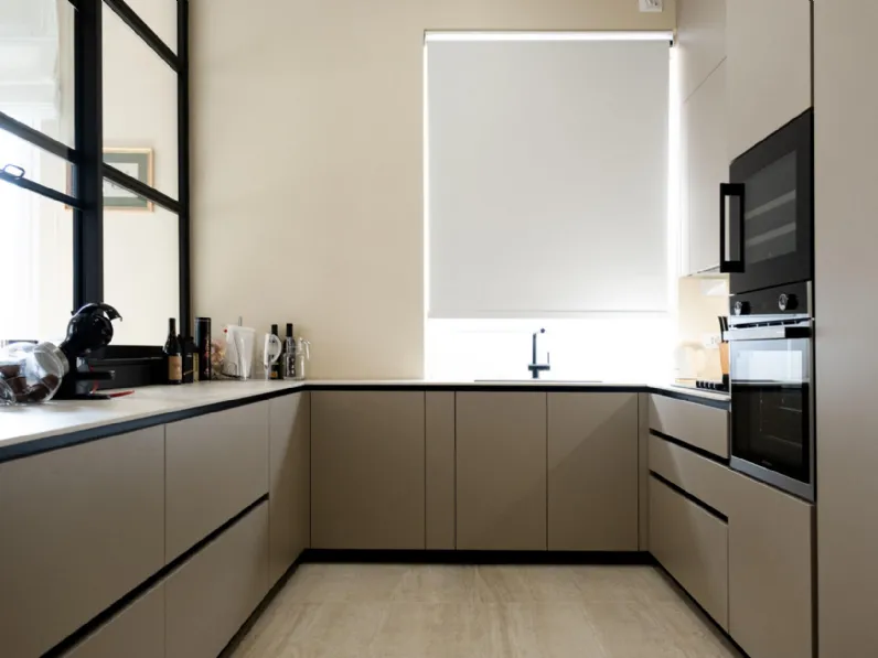 Cucina Moderna All-Around D23 XDoor XMatt Malto di Doimo Cucine