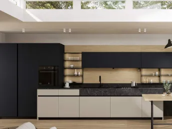 La cucina moderna lineare Domino Composizione 03 di Prima Cucine definisce uno spazio funzionale ed 