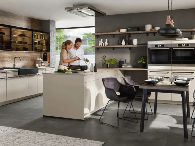 Cucina Moderna con penisola Easytouch 969 di Nobilia