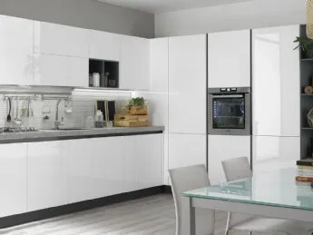 Korinna Bianco lucido