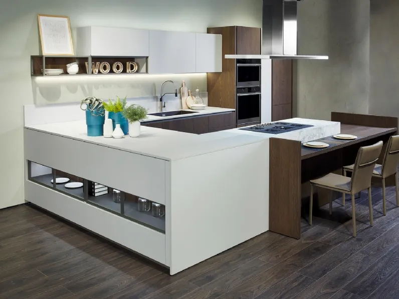Cucina Moderna con penisola Immagina Wood 07 in laccato e Rovere di Lube
