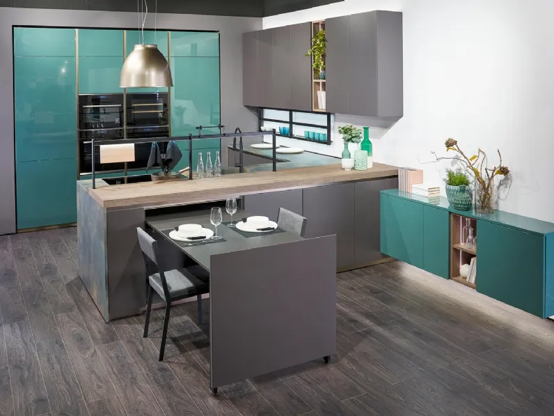 Cucina Moderna con penisola Oltre 15 di Lube