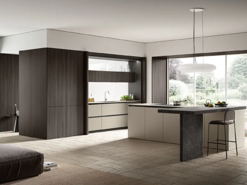 Cucina Moderna con isola Lungomare Plus 08 in laccato e legno di Colombini Casa Artec