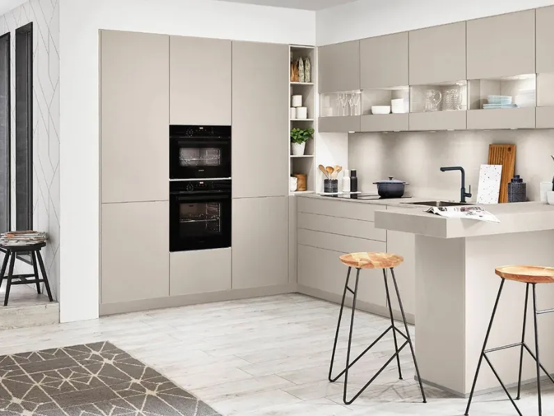 Cucina Moderna con penisola Laser 415 di Nobilia