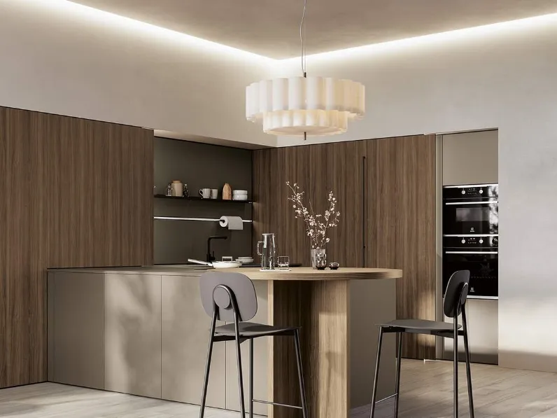 Cucina Moderna con penisola Domino Composizione 08 in melaminico metallico polvere argilla e melaminico noce Canaletto di Prima Cucine