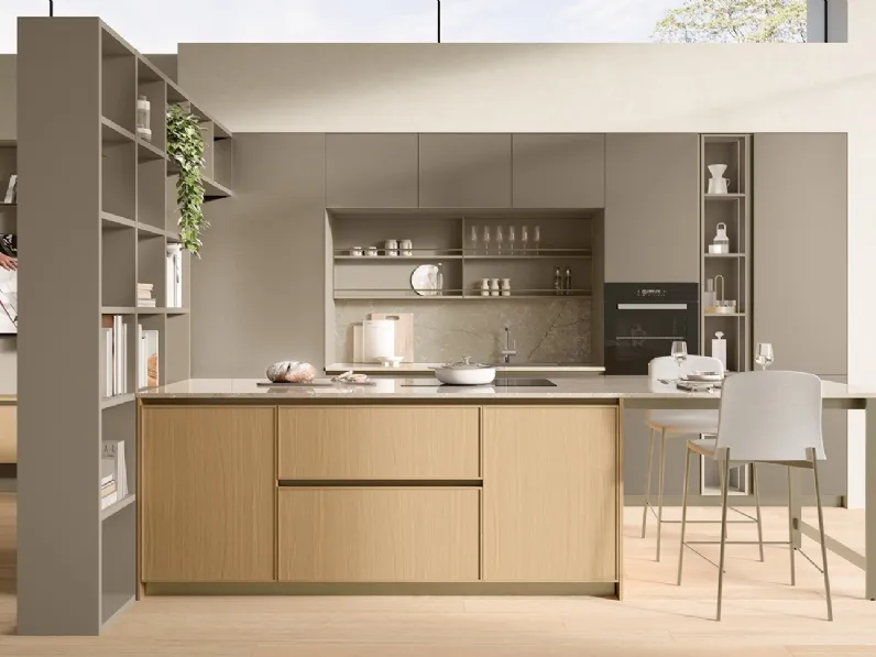 Cucina Moderna con penisola Sakura 06 in vetro opaco Alabastro e Rovere Ikebana di Veneta Cucine