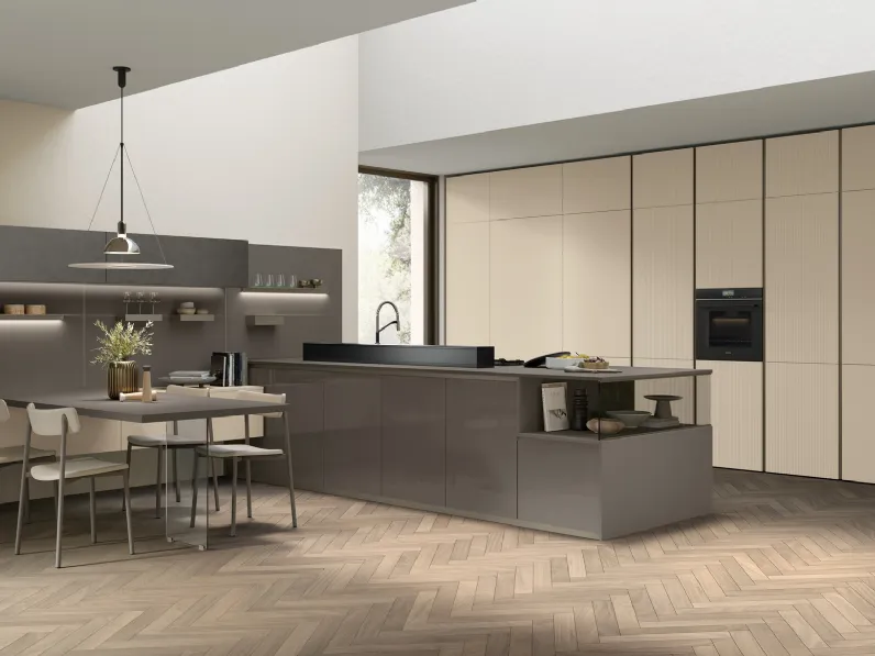 Cucina Moderna con penisola Shade Lab 09 in laccato opaco e lucido di Lube