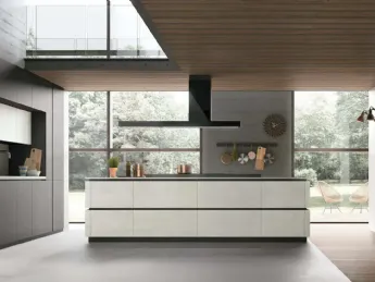 La cucina moderna con isola Metropolis 11 di Stosa definisce uno spazio elegante e funzionale.