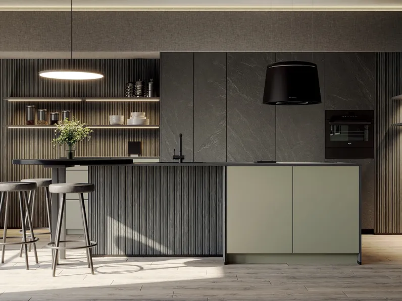 Cucina Moderna con isola Verde Pietra in laminato materico e laccato di Life Cucine