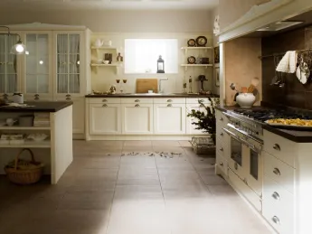 Cucina Shabby Chic lineare Sweet Kitchen English Style di Callesella