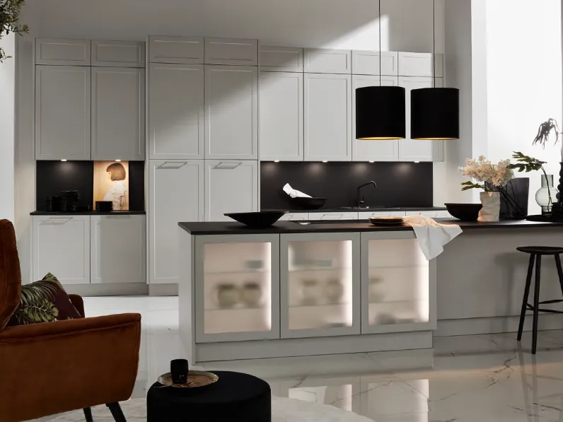 Cucina su misura con penisola Country Focus Grigio Platino di Nolte