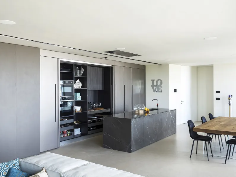 Cucina su misura con isola D90 di TM Italia