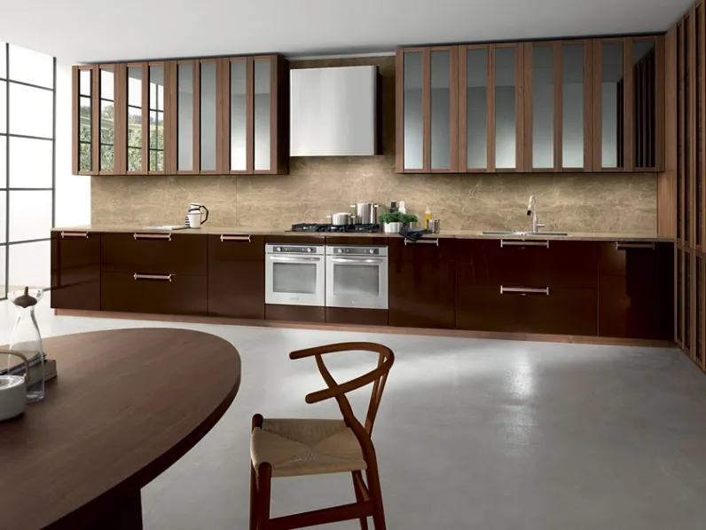 Cucina su misura Noisette angolare in laccato opaco e Noce Americano di Composit