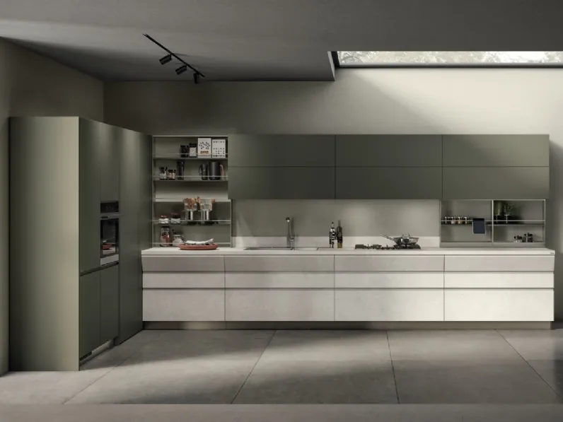 Cucina su misura Motus 05 in Pietra Solar e laccato opaco Verde Minerale di Scavolini