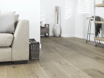 Parquet Officina107 Mono T1: eleganza artigianale firmata Salis.