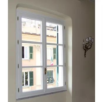 Finestra Opera in legno con riquadri di Cavallero
