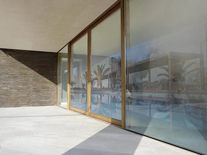 Finestra scorrevole Wide Glass Legno di De Carlo