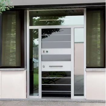 Porta blindata Glass&Steel di Steel Project
