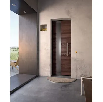 Porta blindata Sovrana Quaranta in legno e alluminio di Garofoli