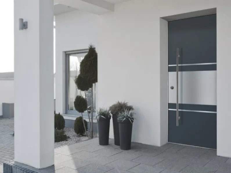 Porta blindata con cerniera a scomparsa e difensore antitrapano Stealth 02 di Metalnova