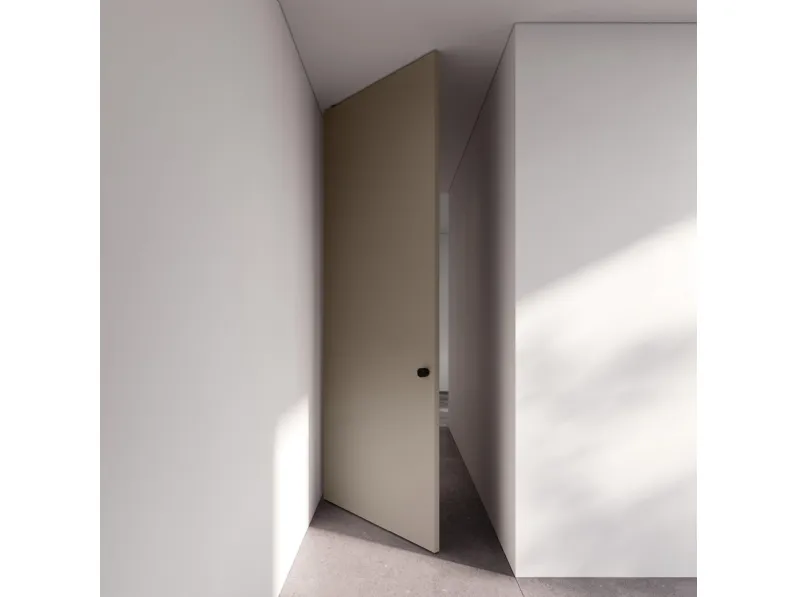 Porta per interni Bilico in laccato opaco di Ferrero Legno