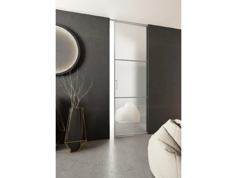 Porta per interni scorrevole Factory T3 in vetro con telaio in alluminio di Foa