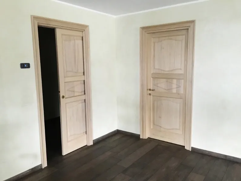 Porta per interni in Castagno a Tre Pannelli Scorrevole di Cavallero