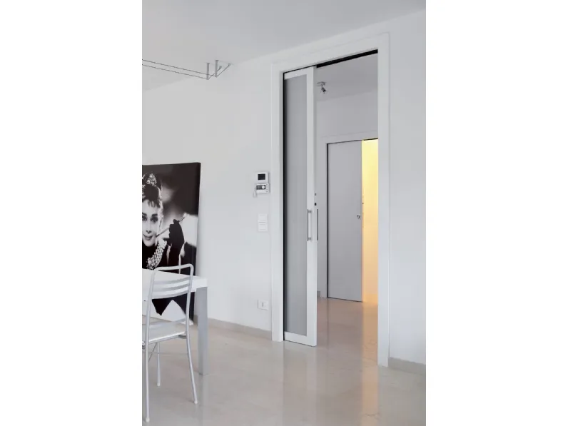 Porta scorrevole per interni Unico di Eclisse