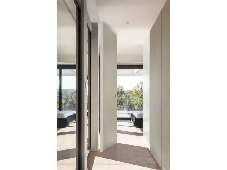 Porta per interni VPivot di Viva