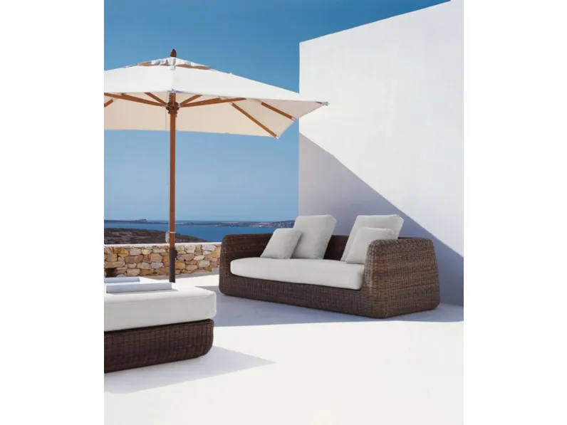 Divano Agorà modulabile e Pouf di Unopiu