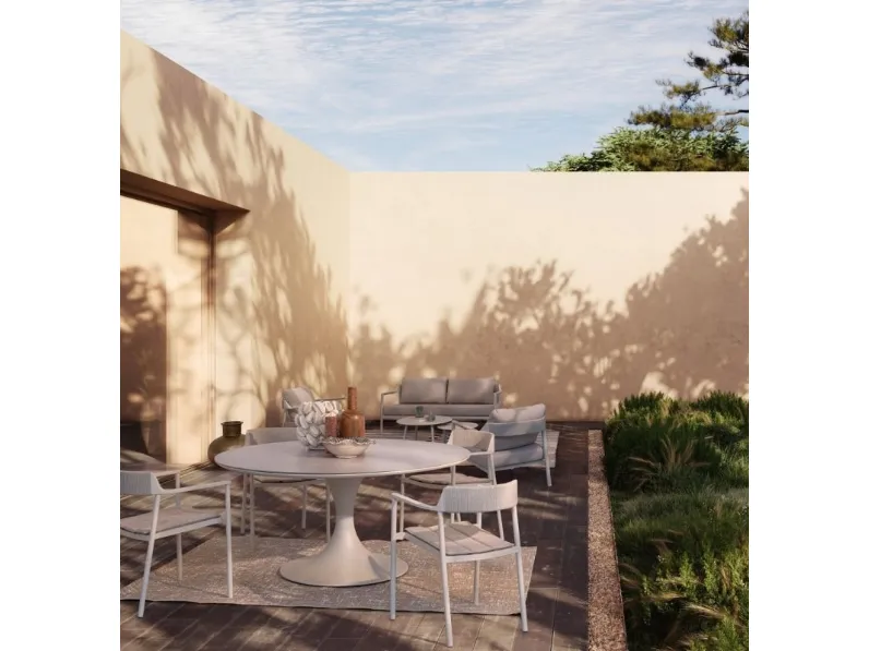 Tavolo rotondo con top in pietra Arnold di Bizzotto