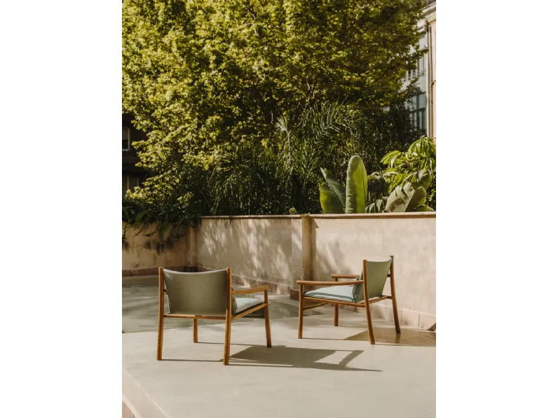 Poltroncina da giardino Kata di Arper