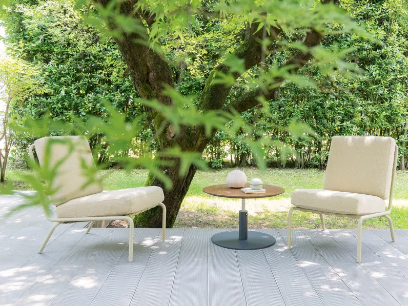 Poltroncina Azul in acciaio e tessuto imbottito di Paola Lenti