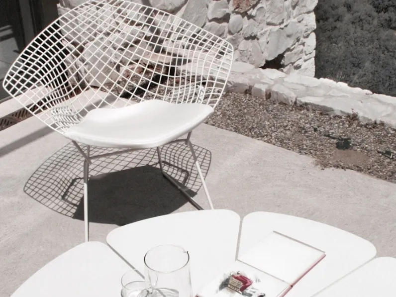 Poltroncina da giardino Bertoia Diamond Chair Outdoor di Knoll