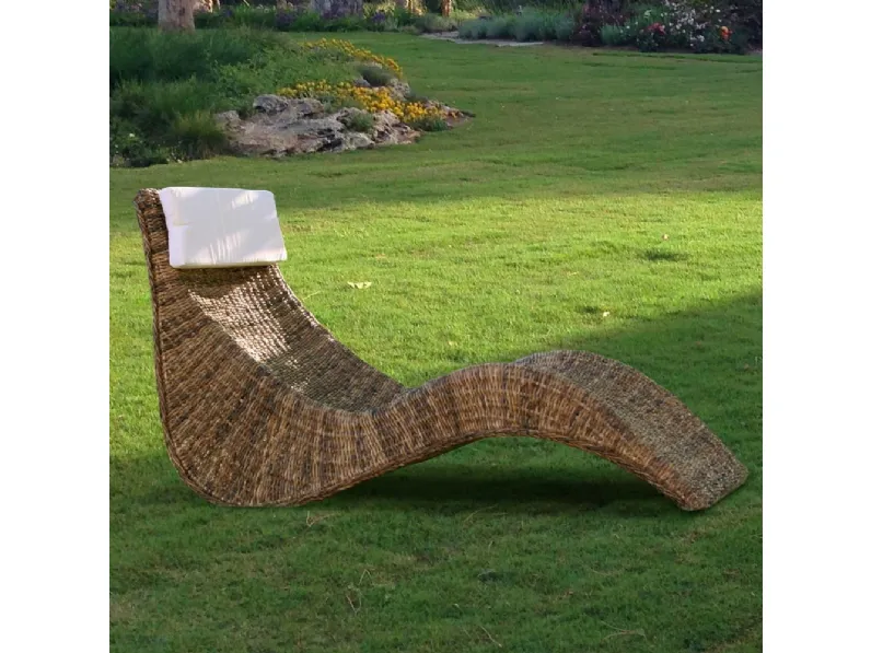 Sdraio di design Chaise Lounge finitura intreccio di Banano naturale con cuscino in tessuto di La Seggiola