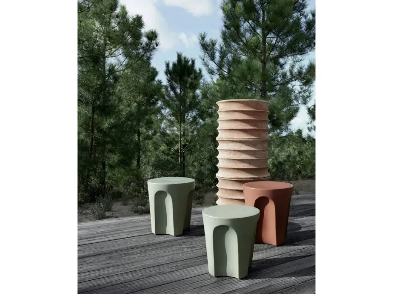 Tavolino outdoor Colosseo in gres e materiale plastico di B&B Italia