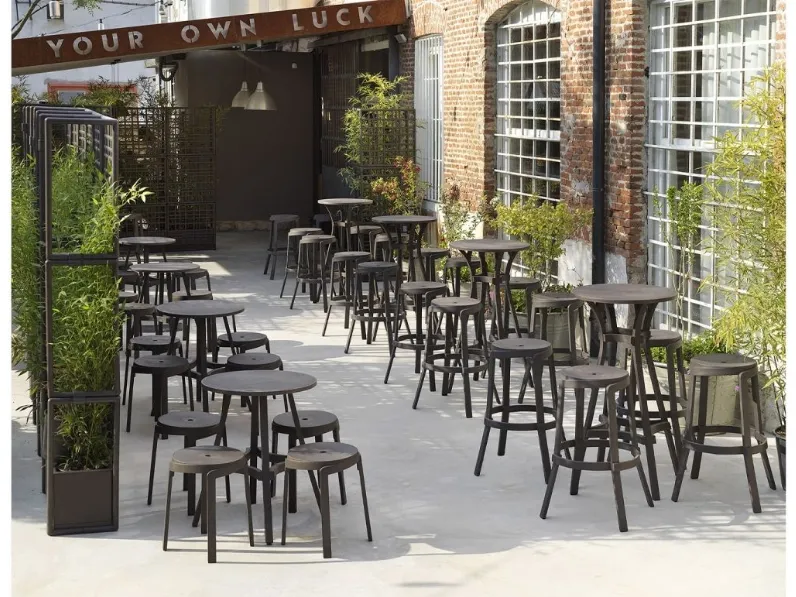 Tavolini e sgabelli per esterno Combo di Nardi