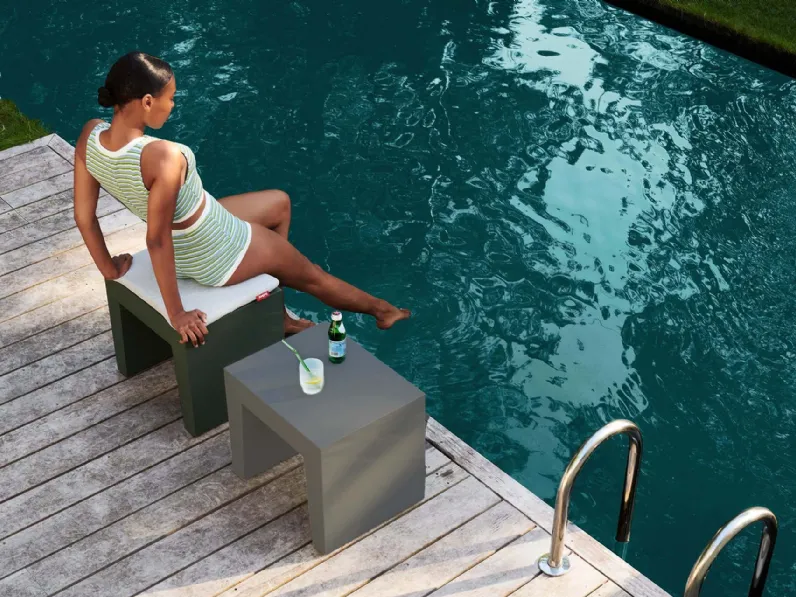 Sgabello o tavolino da giardino Concrete Seat di Fatboy