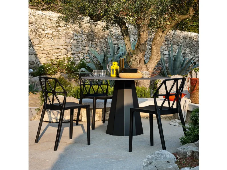 Tavolo Dix di Connubia Outdoor
