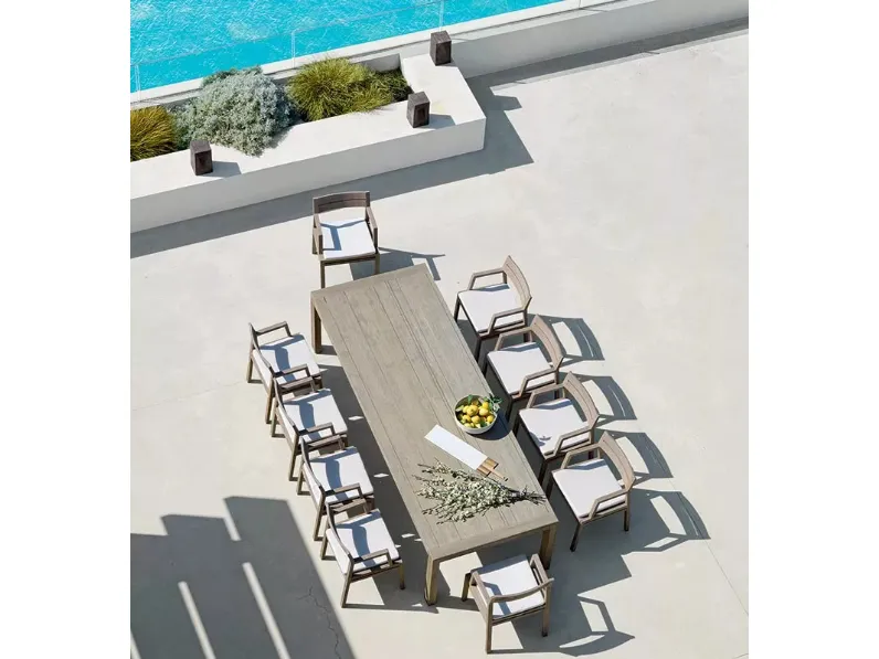 Poltroncina e Tavolo Costes in Teak di Ethimo