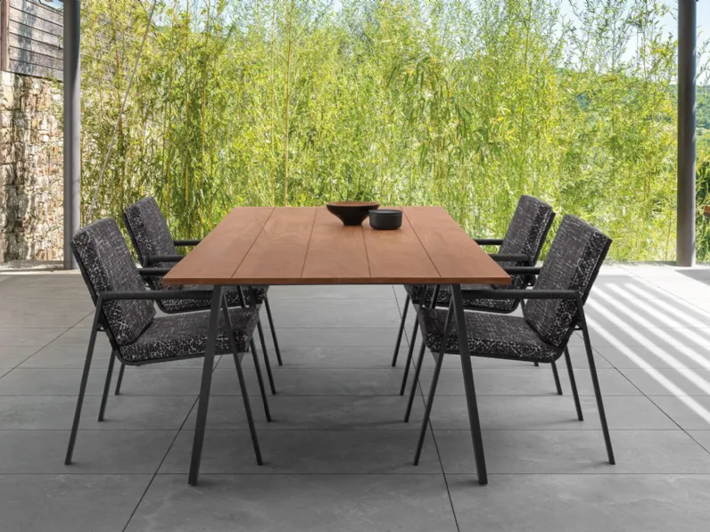 Tavolo in legno e sedie imbottite Cottage di Talenti