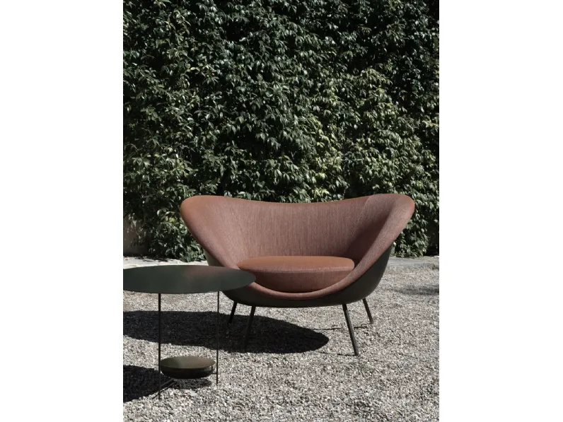 Poltroncina di design in tessuto con scocca rigida D 154 2 di Molteni & C