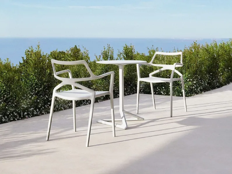 Sedia e Tavolino Delta di Vondom