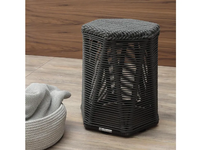 Pouf Diamond High in polipropilene e base in alluminio High di Leolori