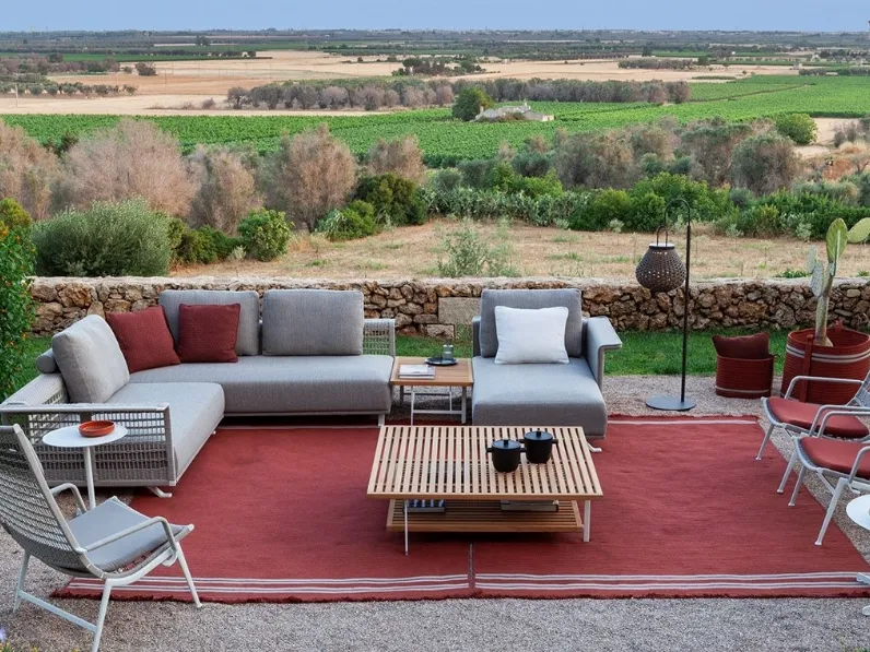 Divano angolare con penisola Solaria Outdoor in tessuto di Poltrona Frau