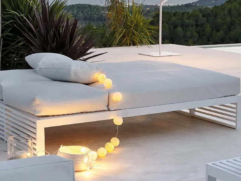 Lettino prendisole DNA con imbottitura di Gandia Blasco