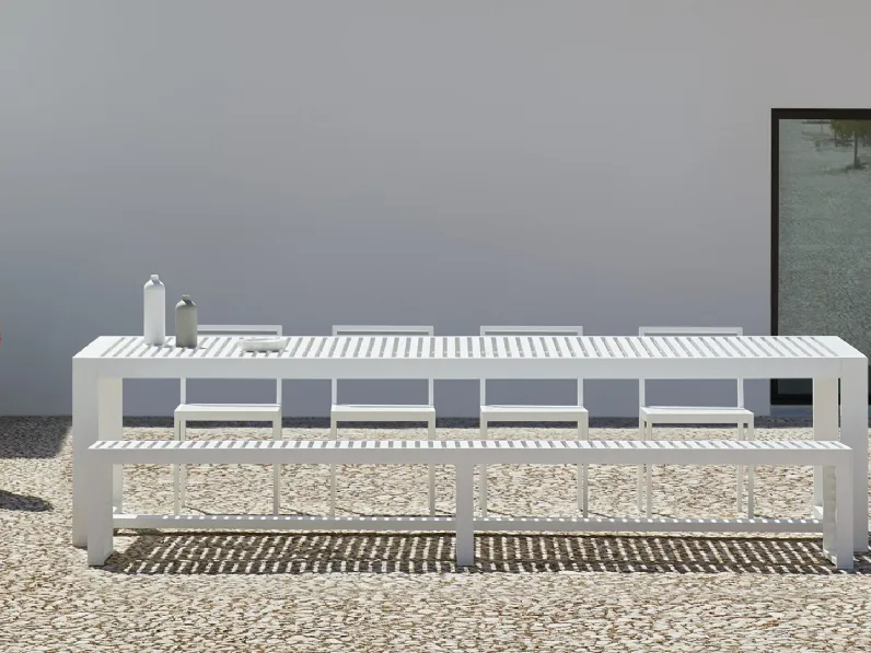 Tavolo e Sedie DNA di Gandia Blasco