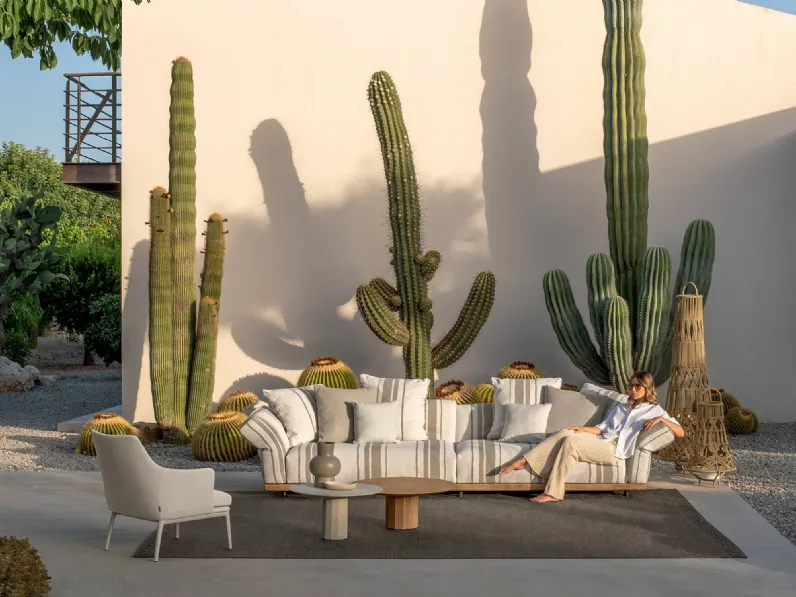 Divano Elton in tessuto imbottito di Talenti