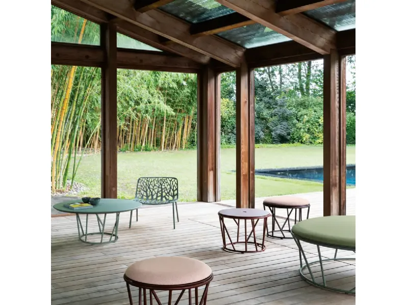 Tavolino in alluminio verniciato Wild di Fast