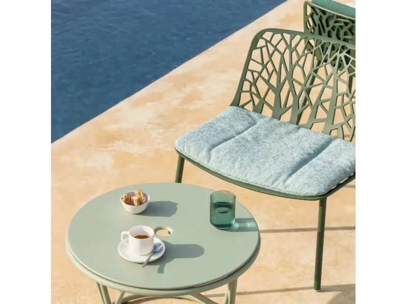 Poltroncina in alluminio verniciato Forest di Fast